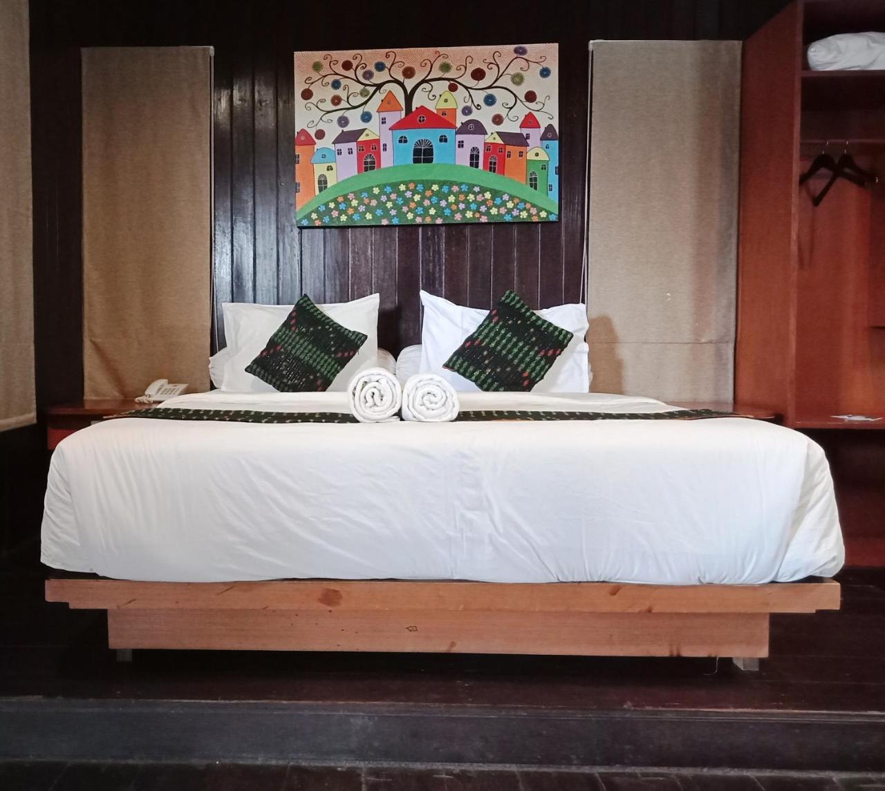 Exotic Komodo Hotel Labuan Bajo Exterior photo